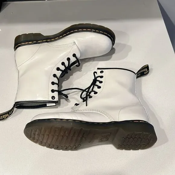 Dr. Martens White 1460 W Smooth Leather Lace Up Boots - Picture 6 of 14